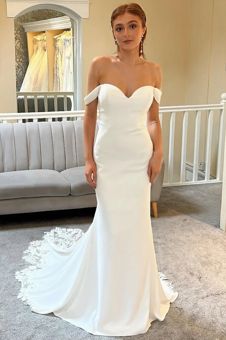 Vestido de novia largo de sirena con hombros descubiertos